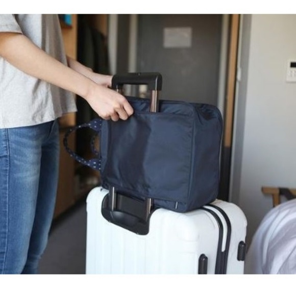 NEW Travel Luggage Bag (Light Blue/Navy Blue) - Picture 2 of 8